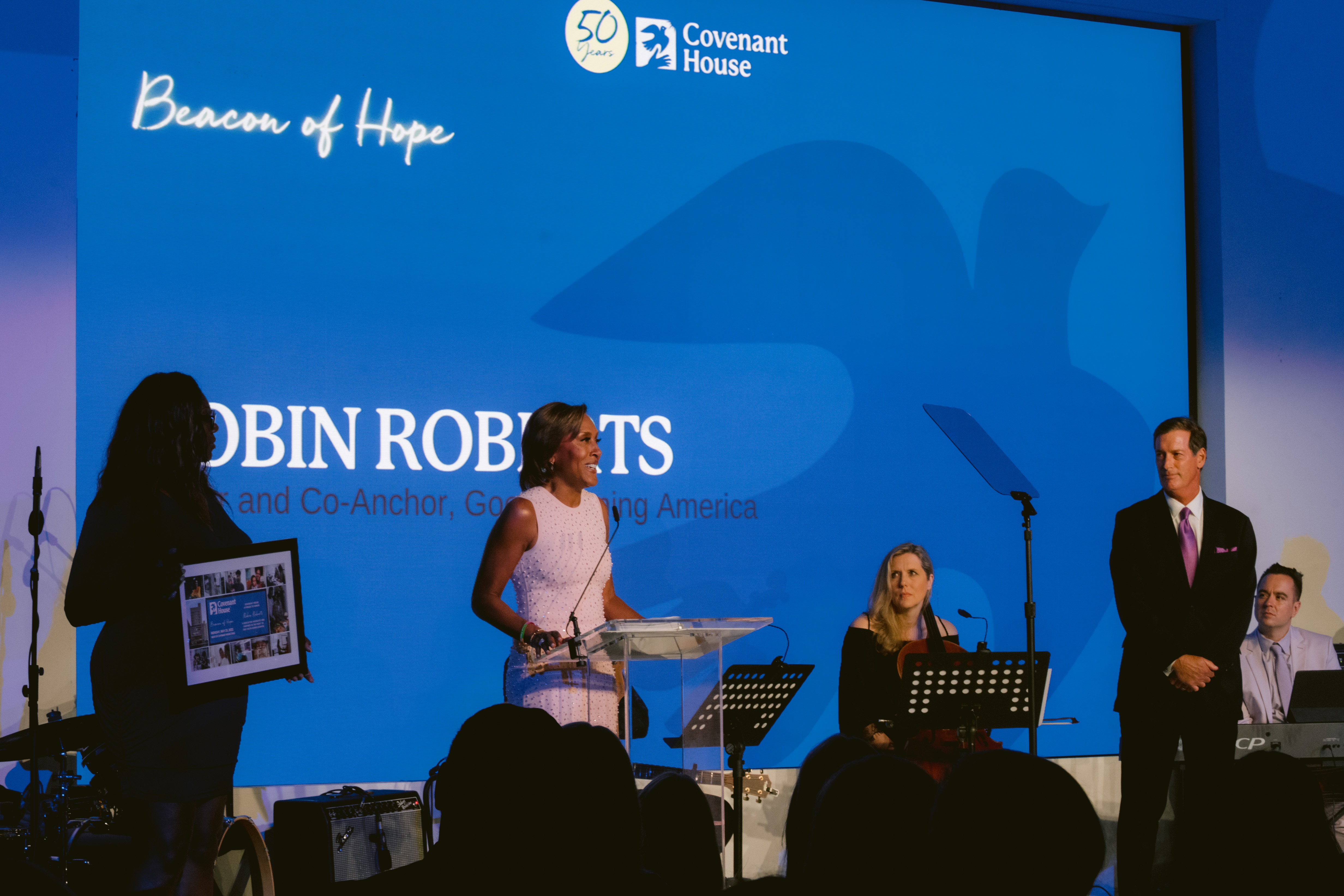 Robin Roberts on stage at Night of Covenant House Stars Gala 