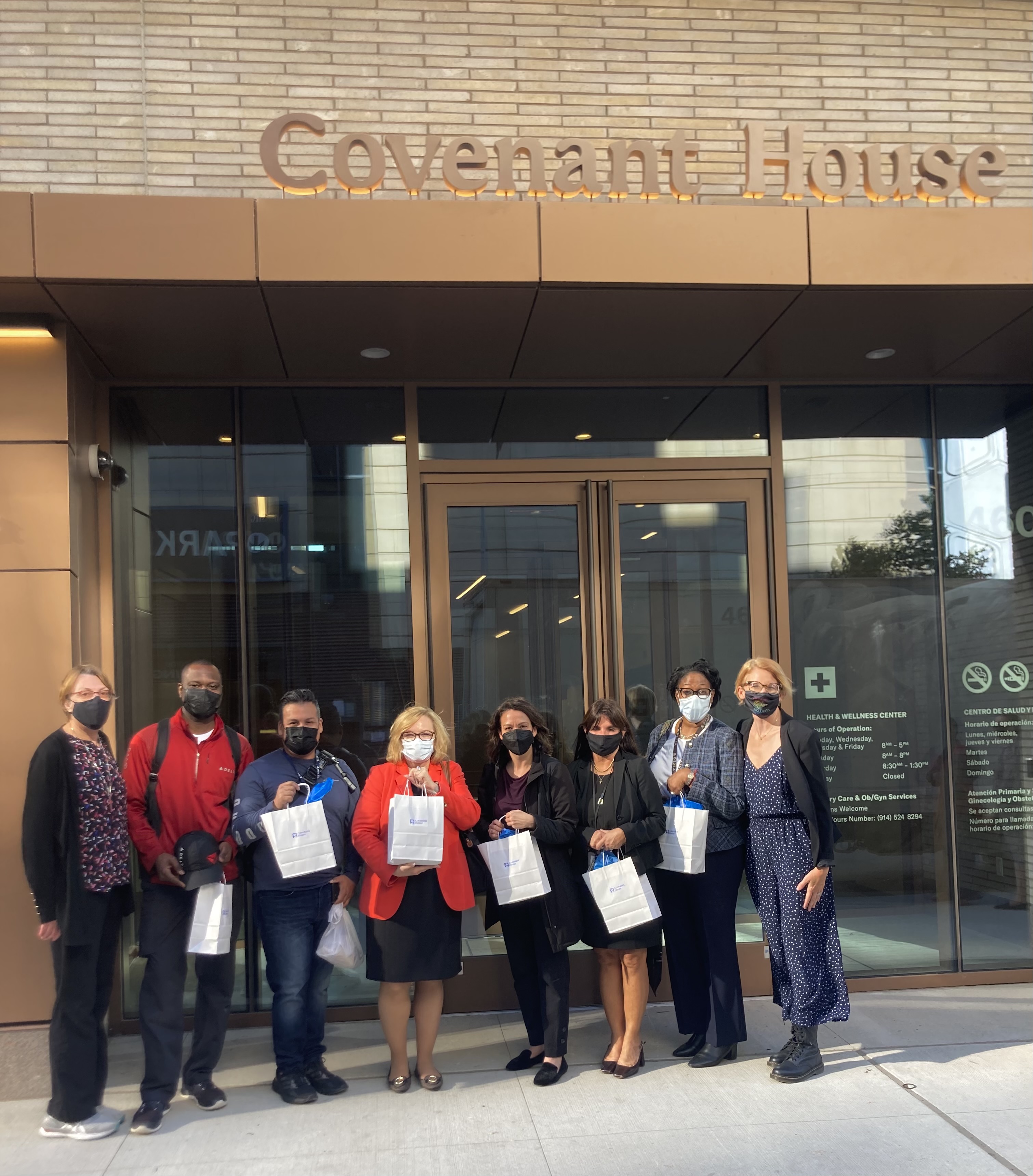 Delta Air Lines Staff Partners at Covenant House New York Site