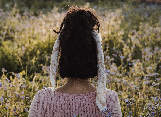 girl in flower field thumbnail